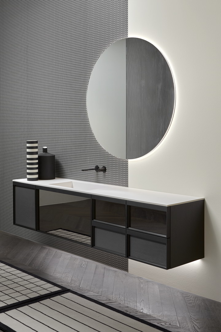 a pure round shape and geometric expression. 