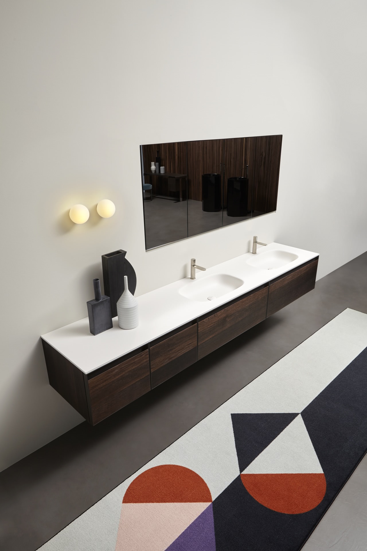 Atelier is a tailored collection, inspired by the company's DNA