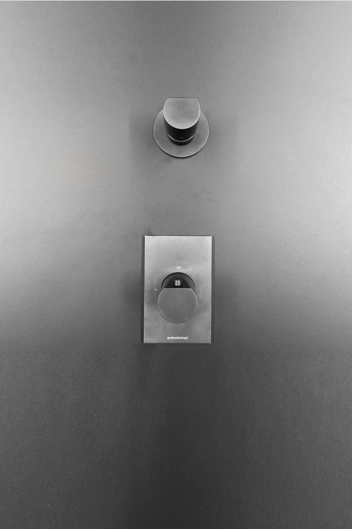 like a small bird that sits gently or on the contrary is about to take flight.