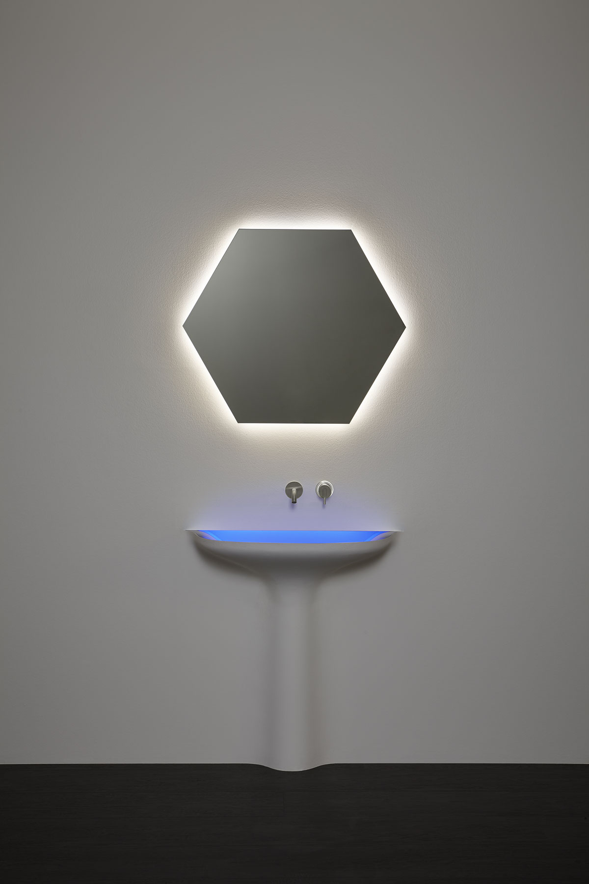 an explicit reference to a classical image reinterpreted through a contemporary material 