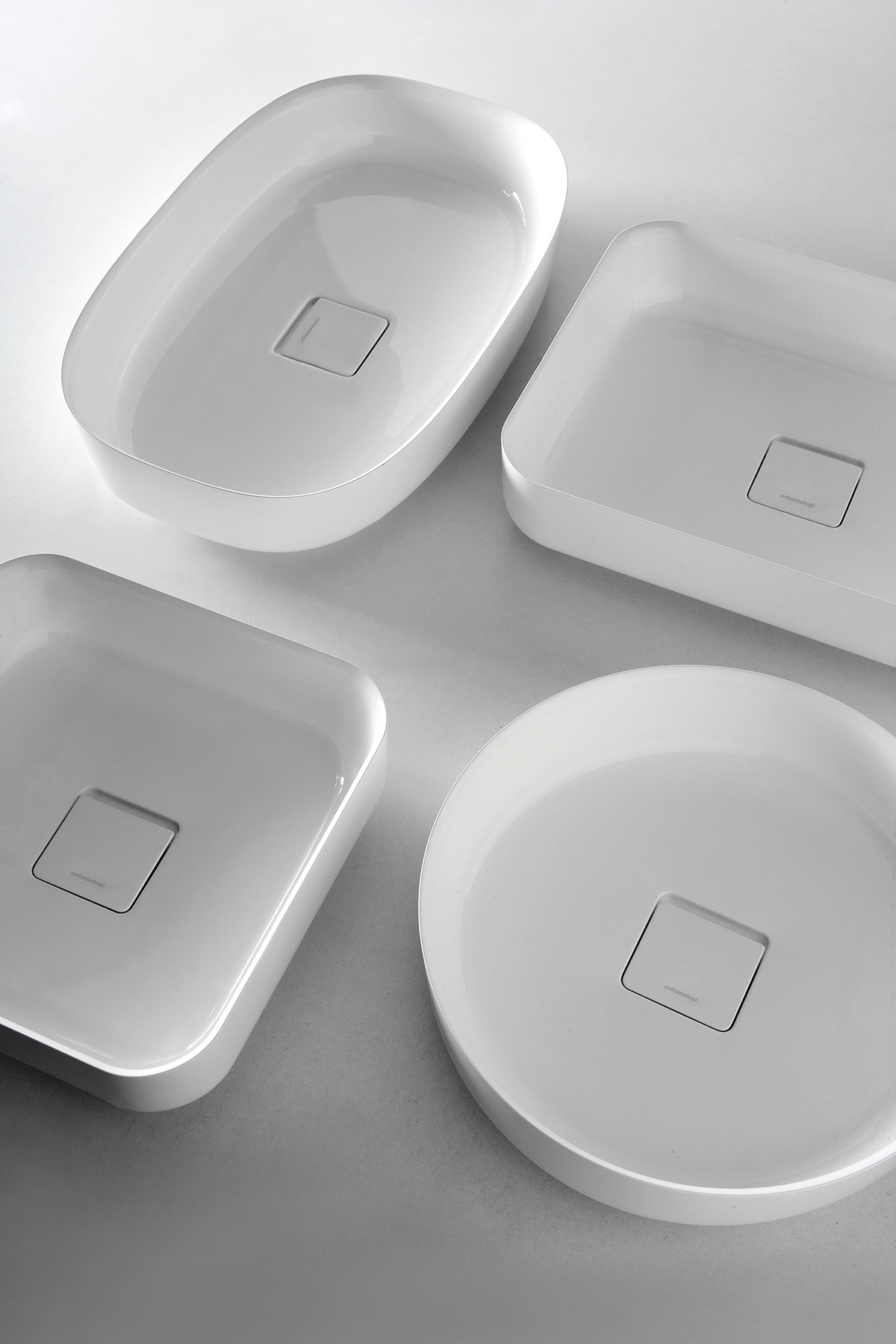 The lines are soft and rounded, basic geometry