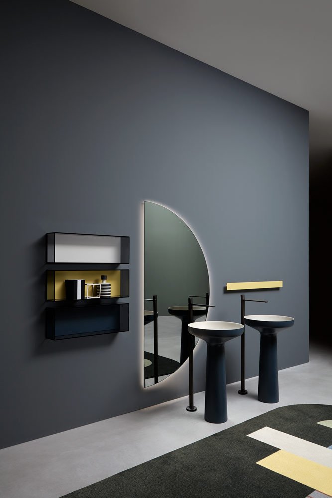 the charm of shapes and objects that reveal themselves