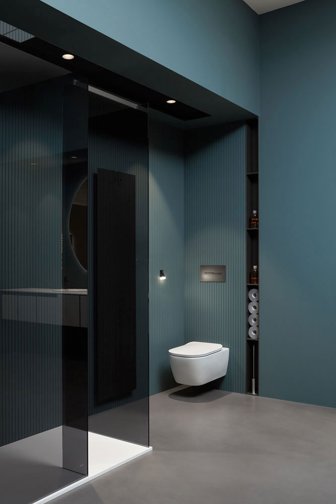 A clear cut that "measures" the surface, a breach in the wall that tells a story.