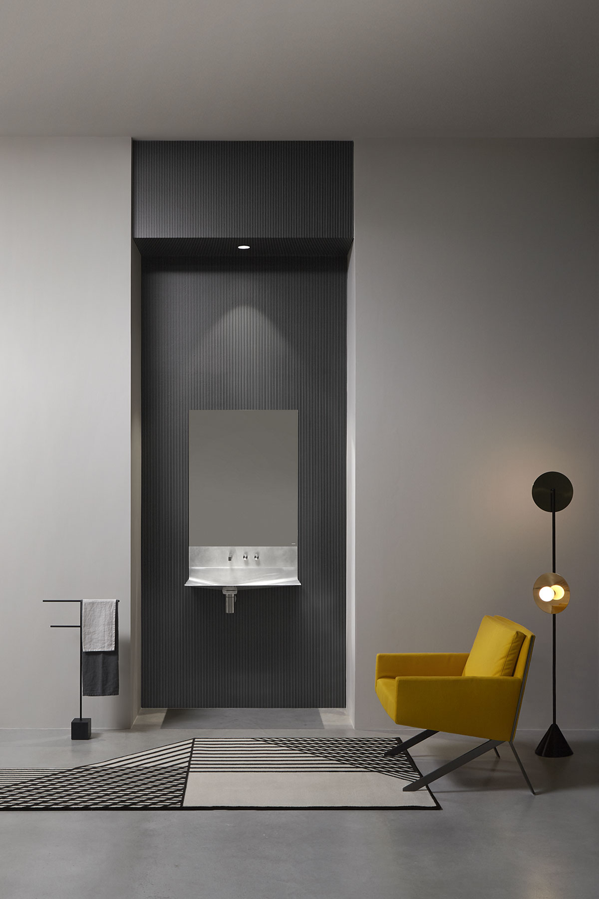 The simplicity of a folded sheet and the purity of stainless steel are the inspiration for Lavandino