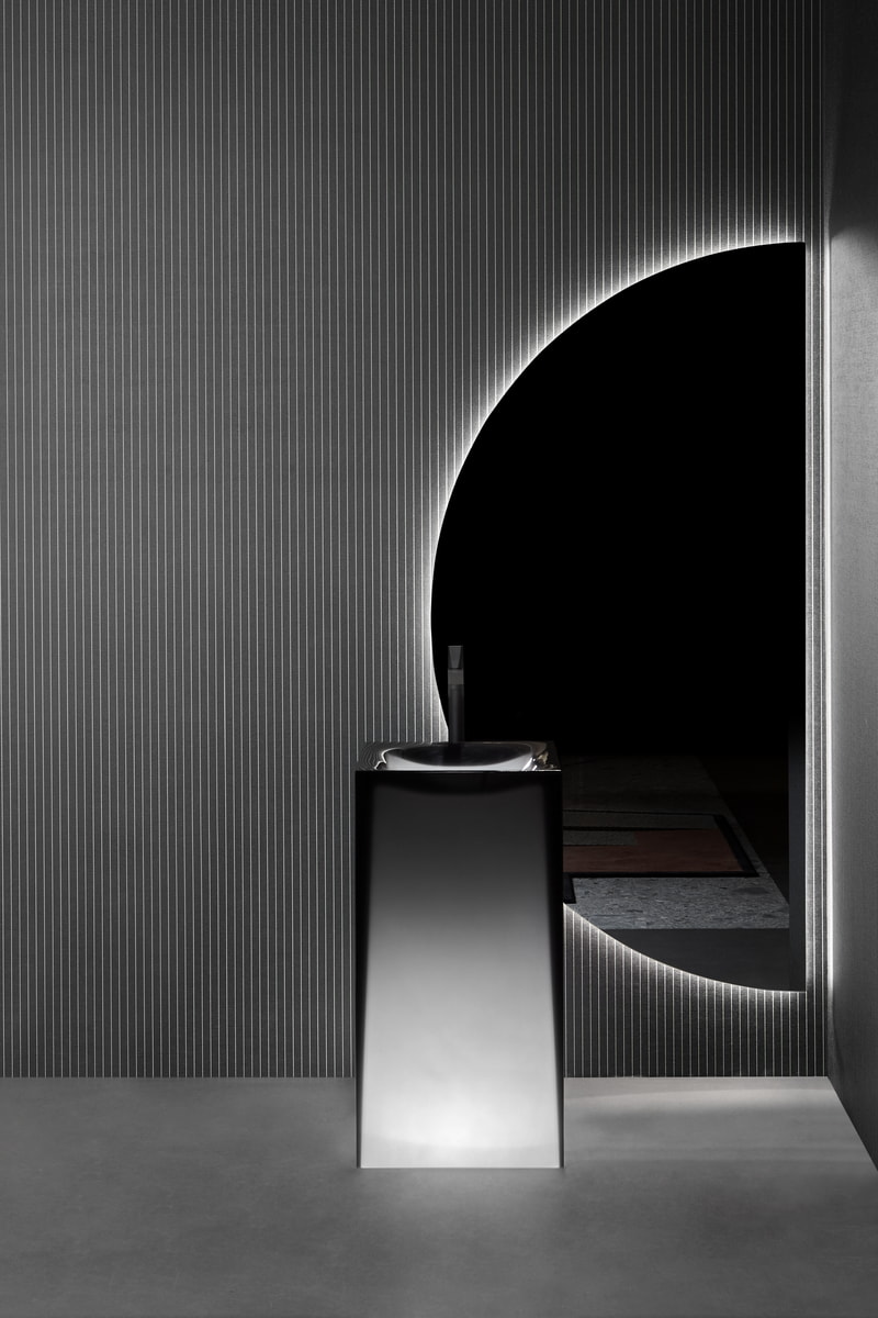 The organic shape develops seamlessly as it does for natural phenomenon.