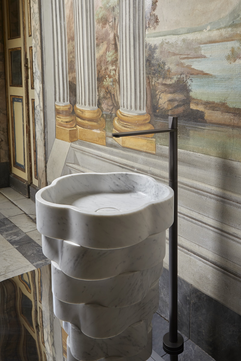 balance between a sophisticated piece and an apparently natural form