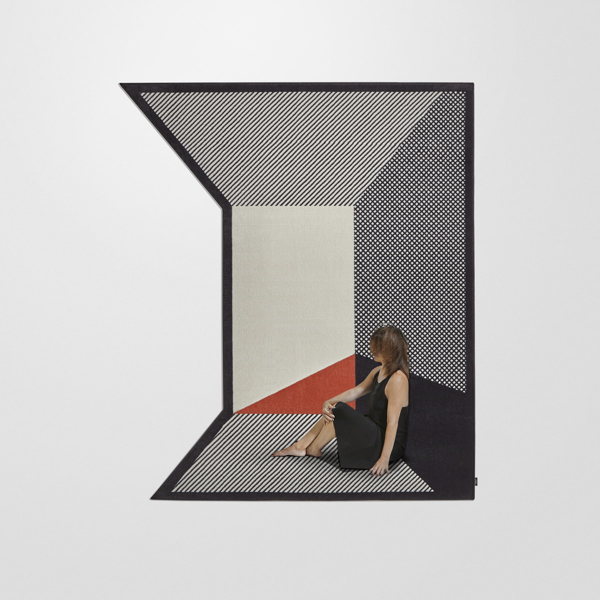 geometric backgrounds that generate a sensation of movement and depth.