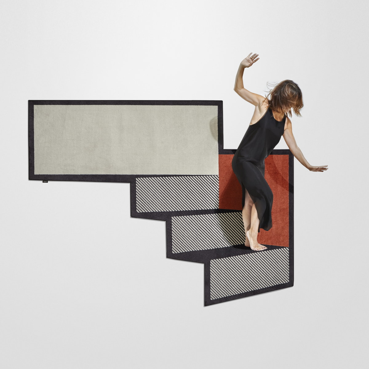 geometric backgrounds that generate a sensation of movement and depth.