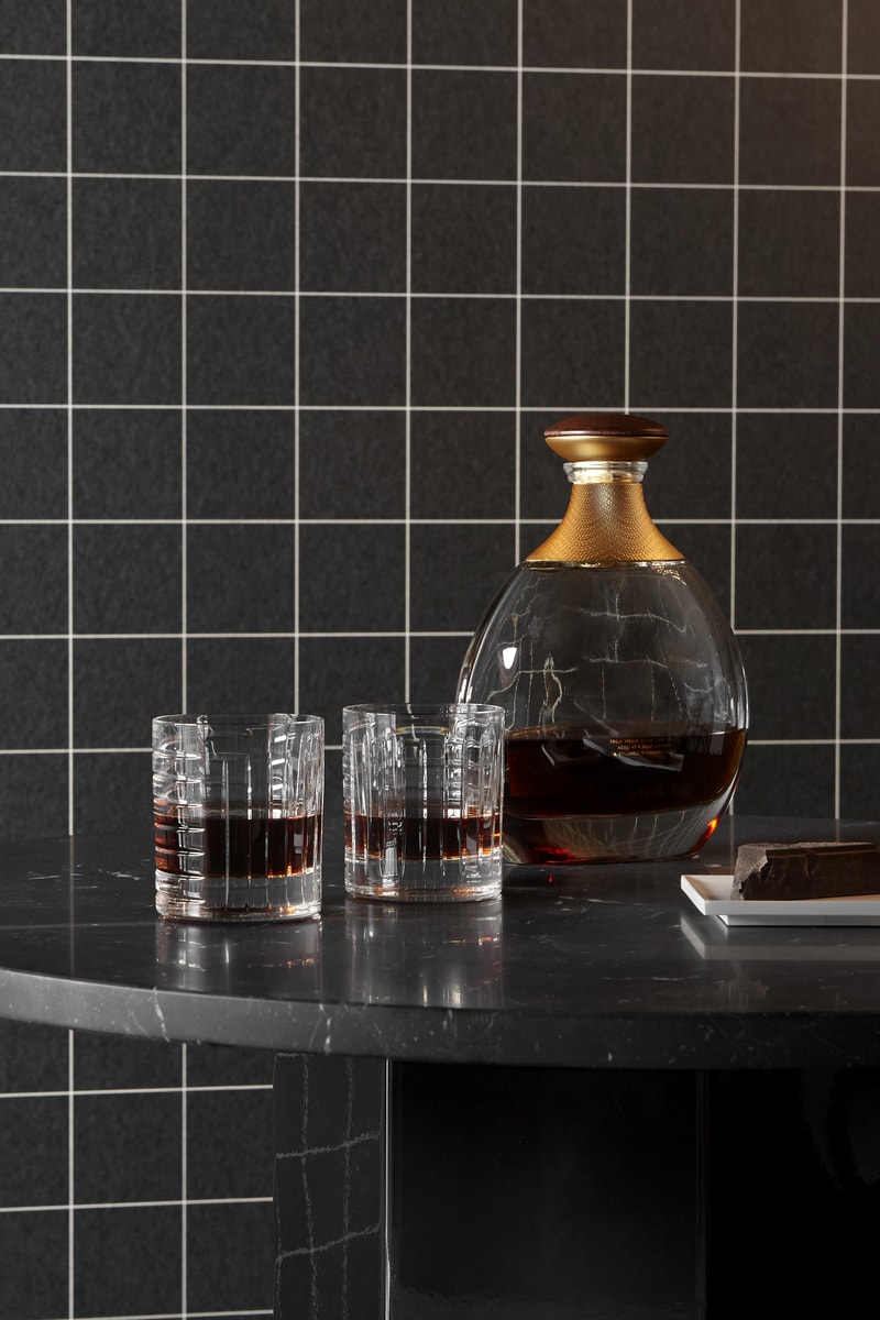 Trace generated by the hand of man, by his knowledge of the material and his behavior.