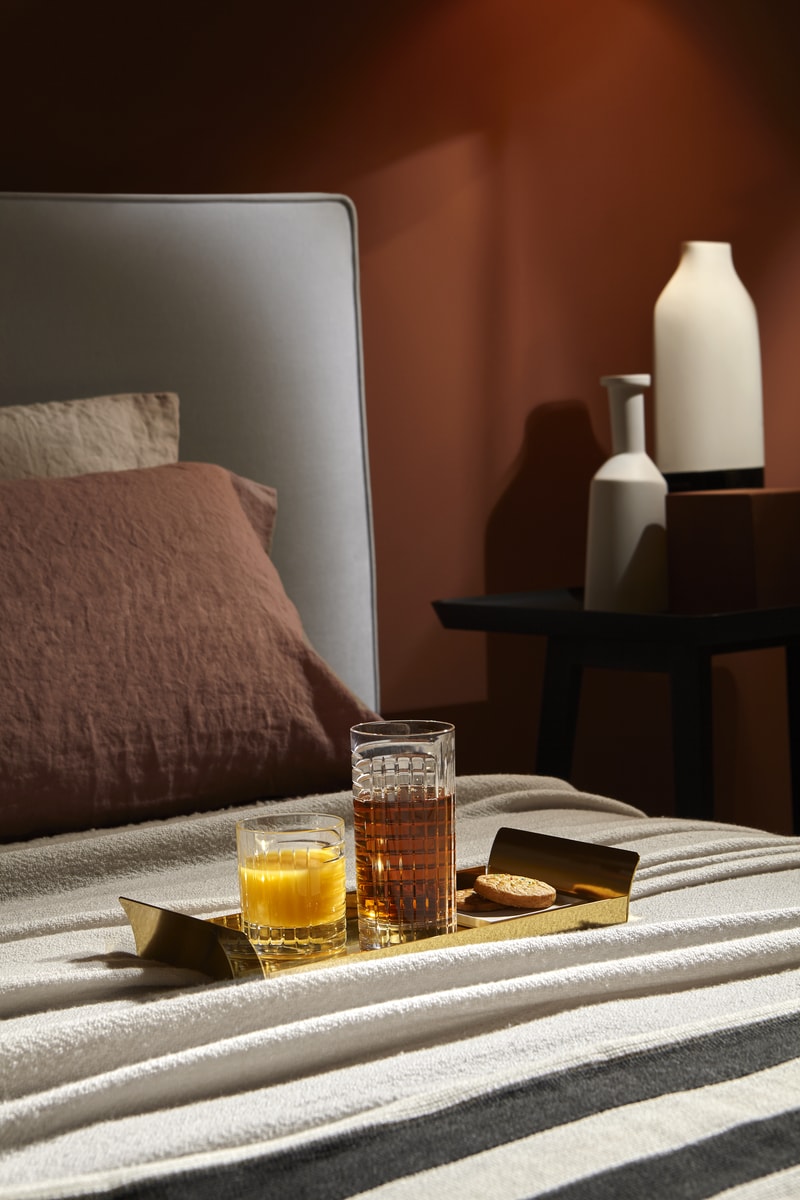 Trace generated by the hand of man, by his knowledge of the material and his behavior.