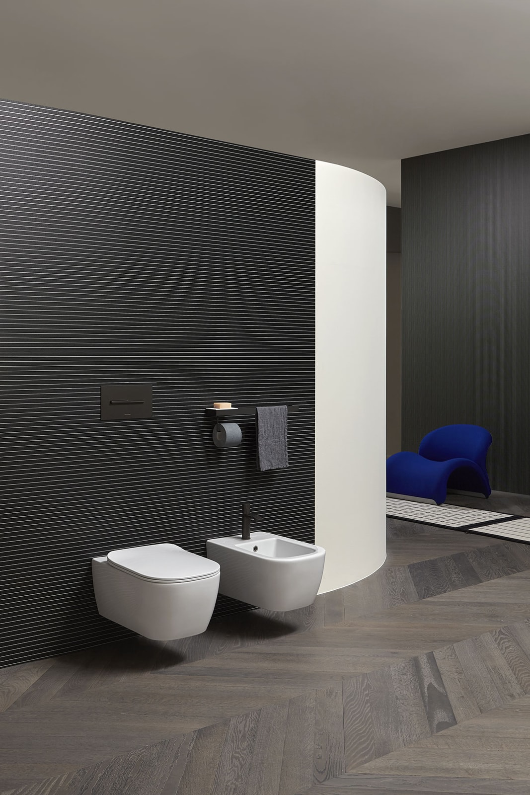 Go past the surface to immerse yourself in the invisible aspects of everyday life.