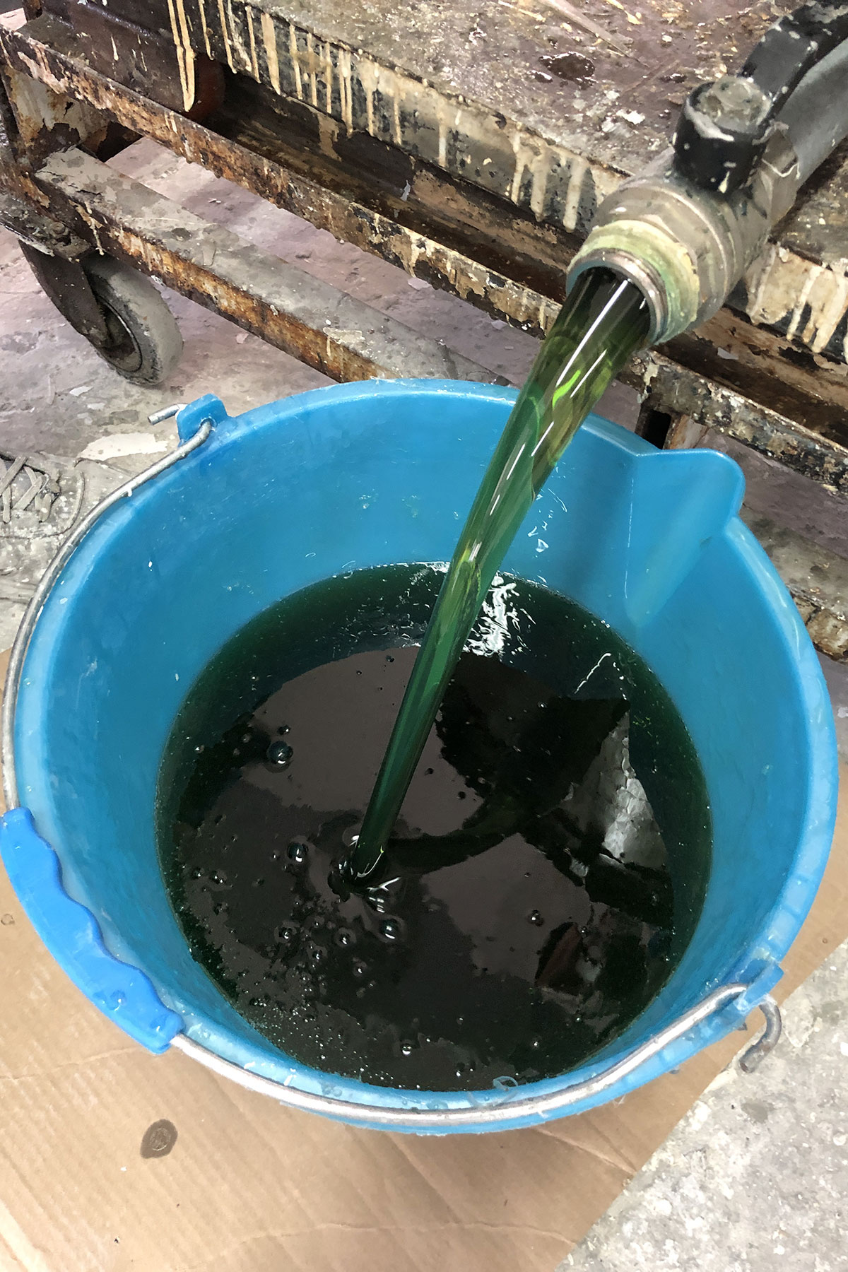 Cristalmood is a resin of our own creation that is manually poured into molds