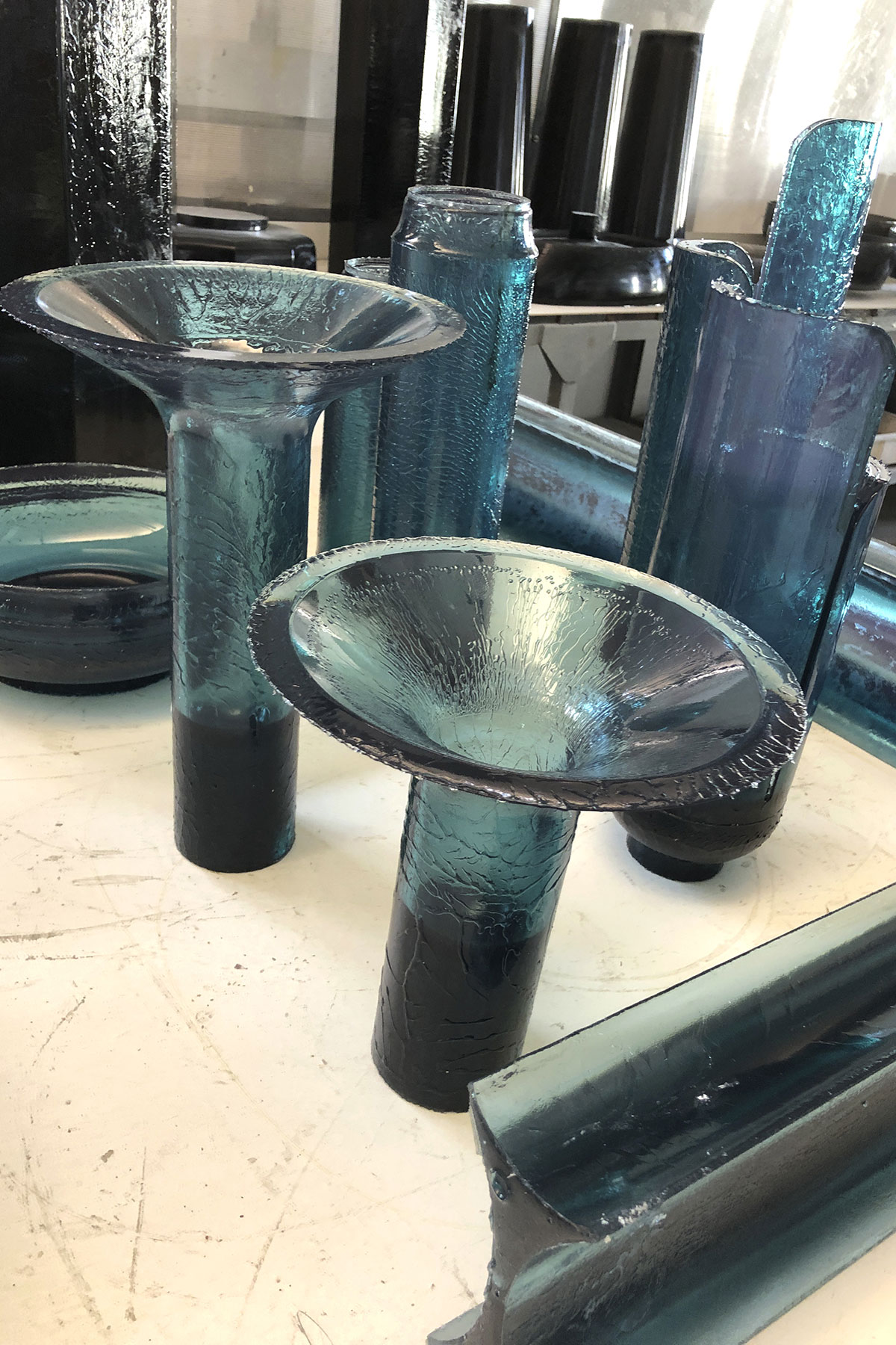 Cristalmood is a resin of our own creation that is manually poured into molds