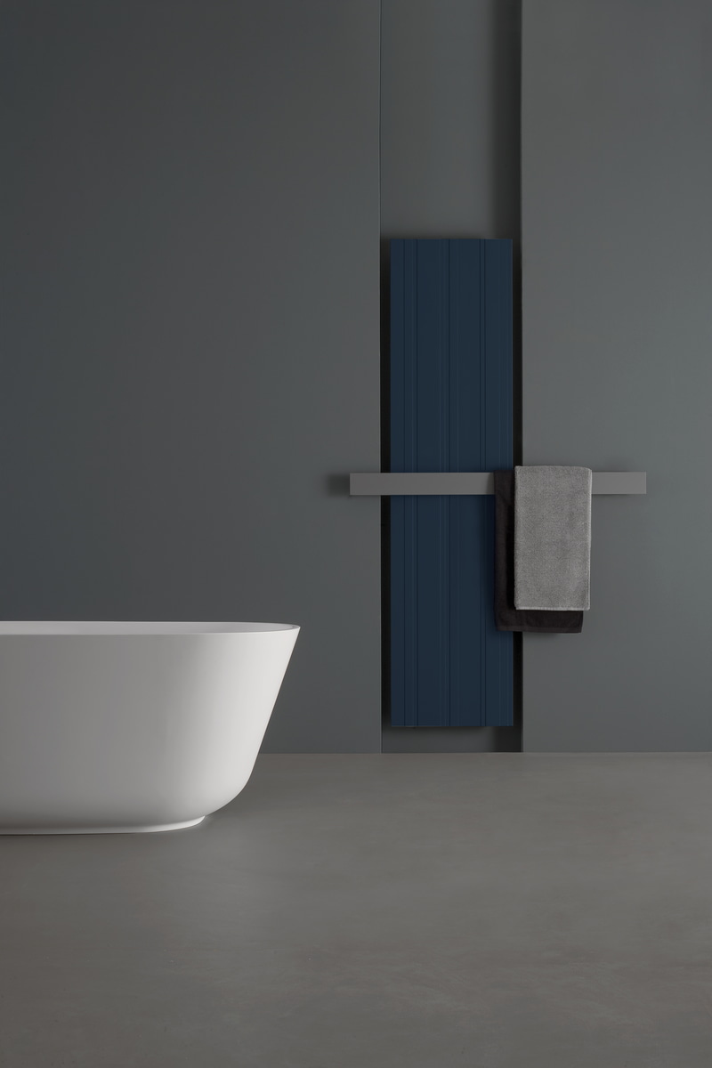 A sculptural rhythm of "slats" more or less large. 