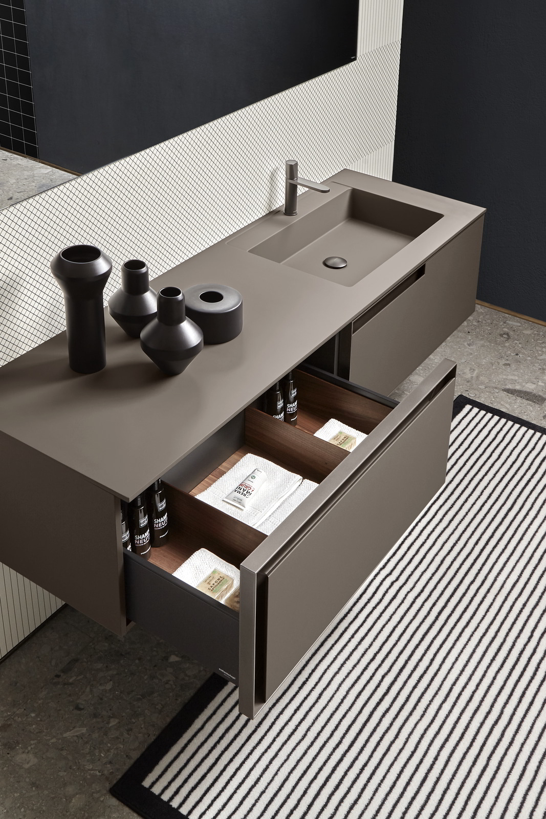 Atelier is a tailored collection, inspired by the company's DNA