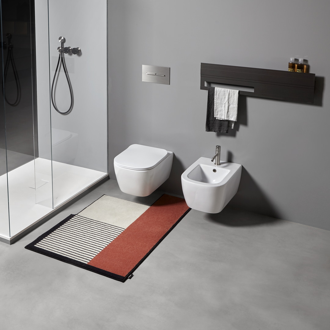 a detail that reveals its importance in enhancing the whole