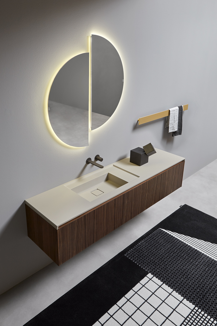 a trace that "measures" the proportion of the front