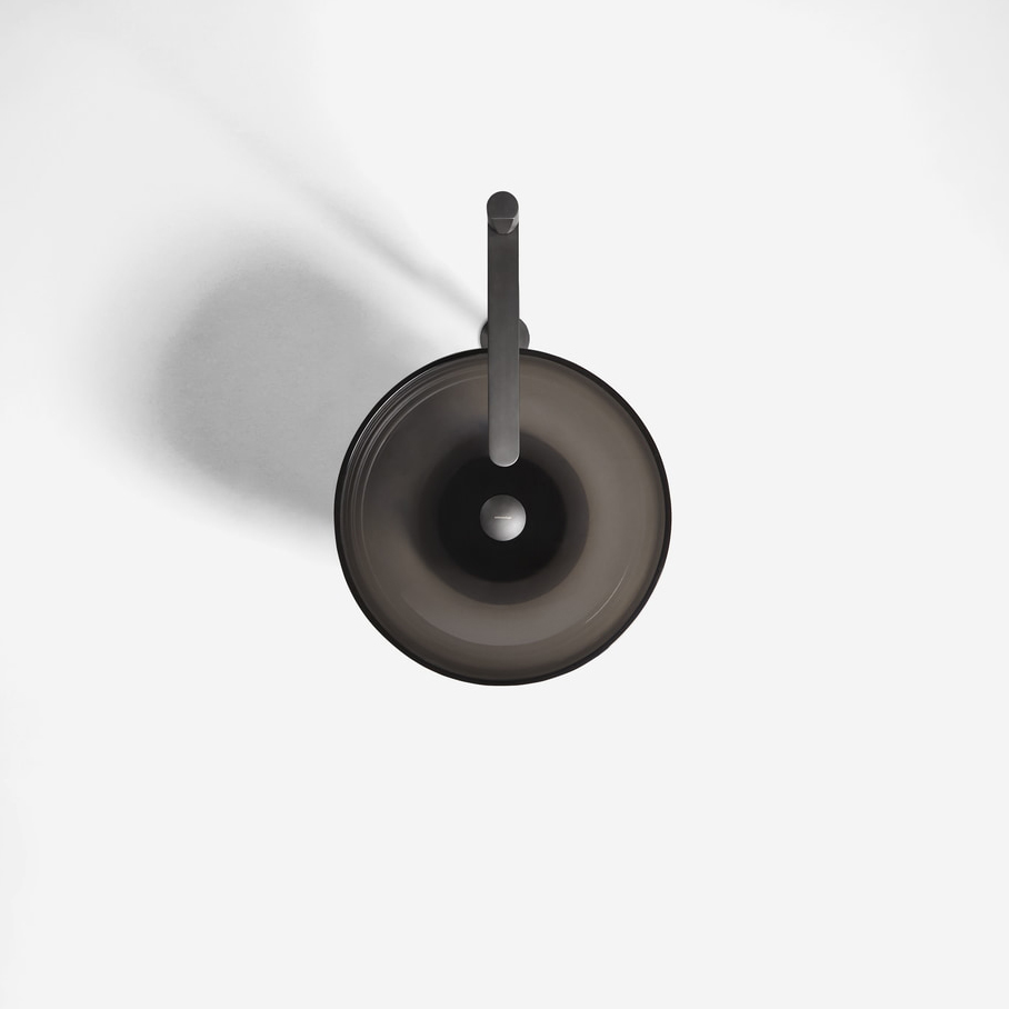 The sink becomes precious