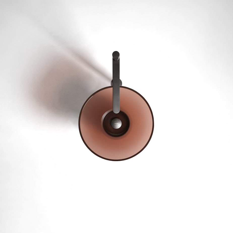 The sink becomes precious