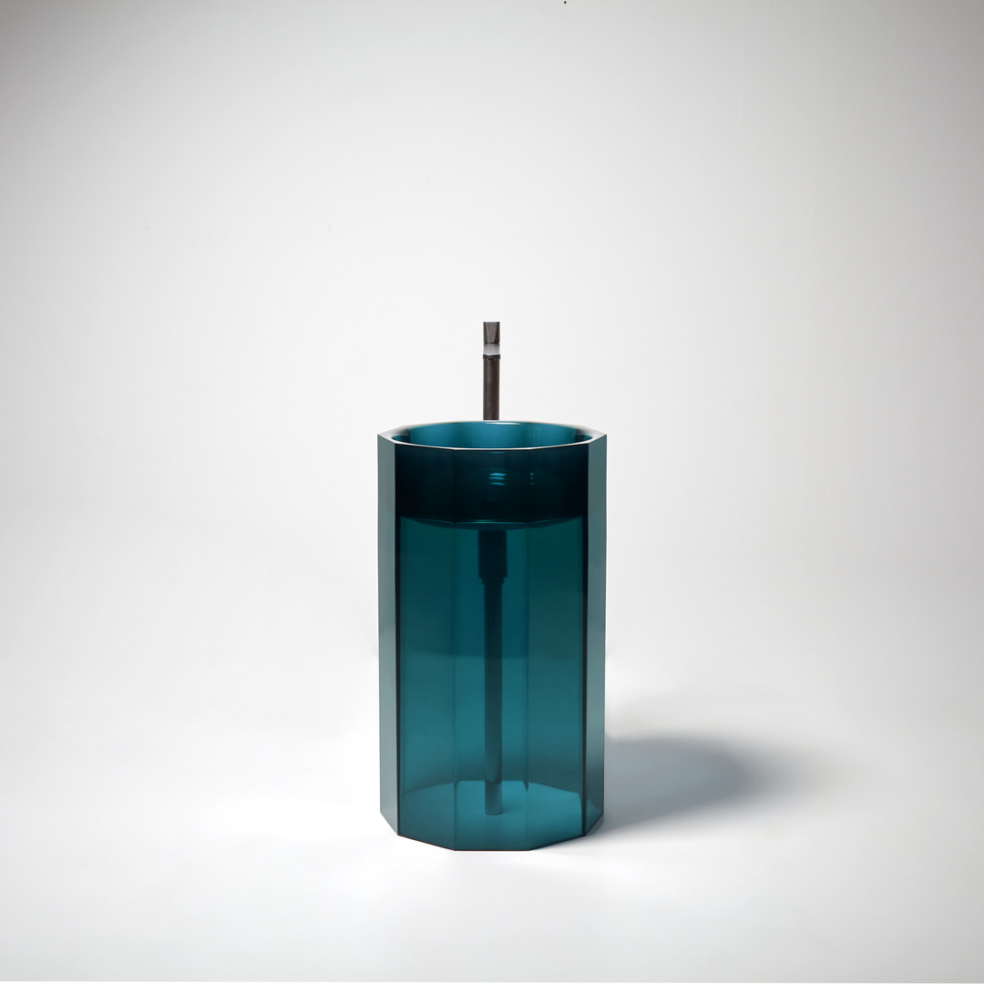 the element that attracts the eye