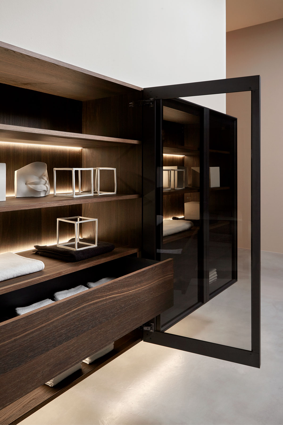 a solution with a high aesthetic value but also with maximum functionality