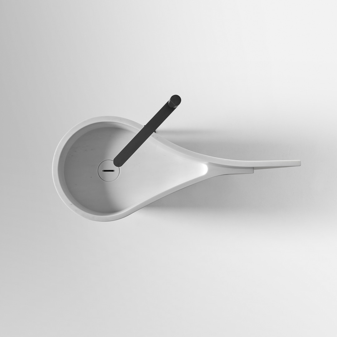 elegant and sinuous like a precious scarf