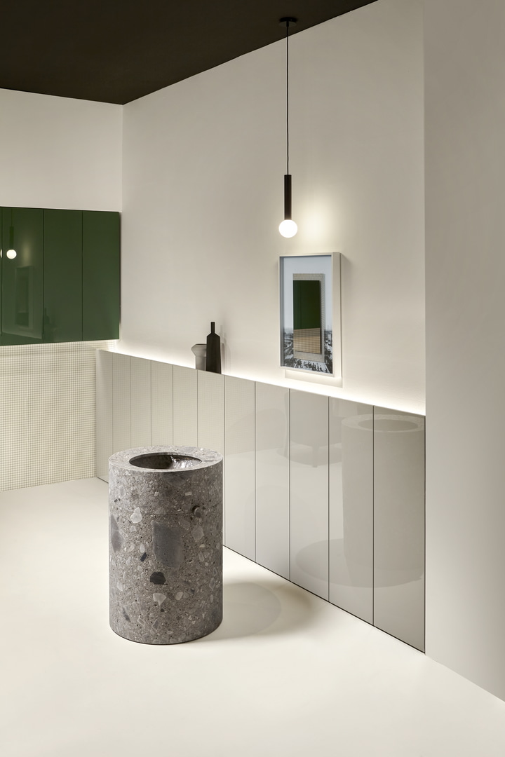 an elegant and continuous front 