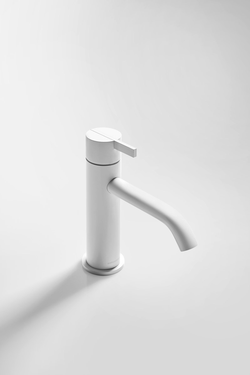 a disruptive gesture, a clean, decisive cut 