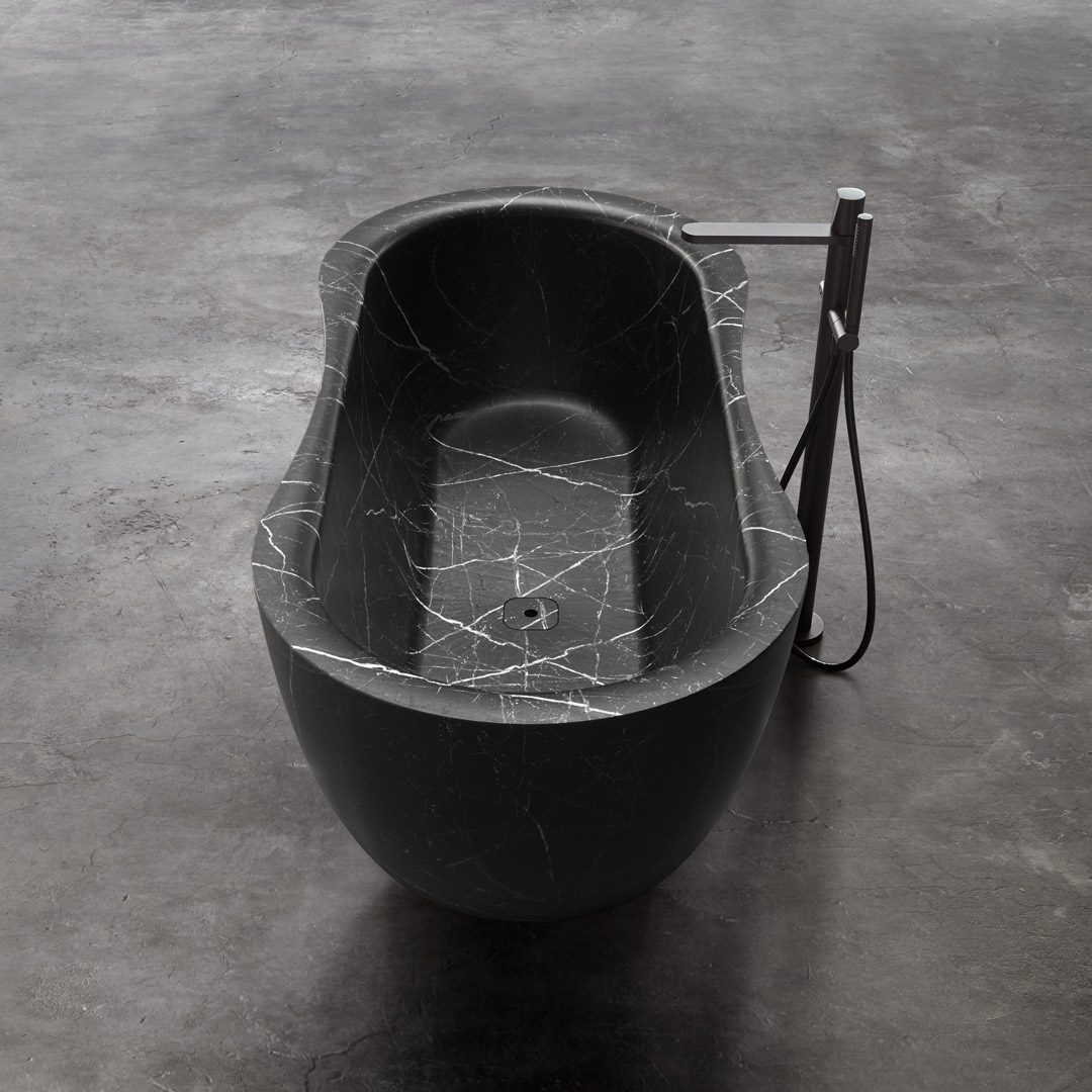 The external line takes its cue from the organic forms of the woods of the rivers