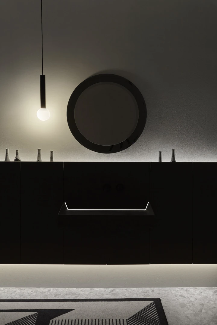 essential image of the composition