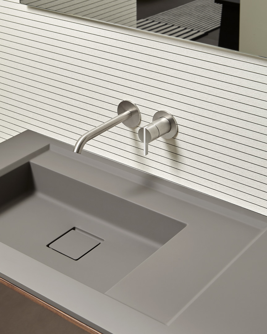 minimalism and performance