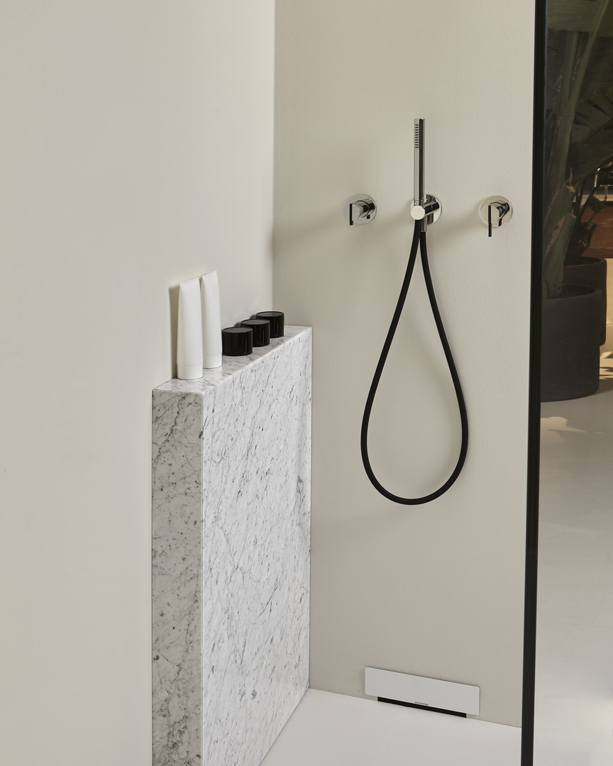 a simple but precious detail 