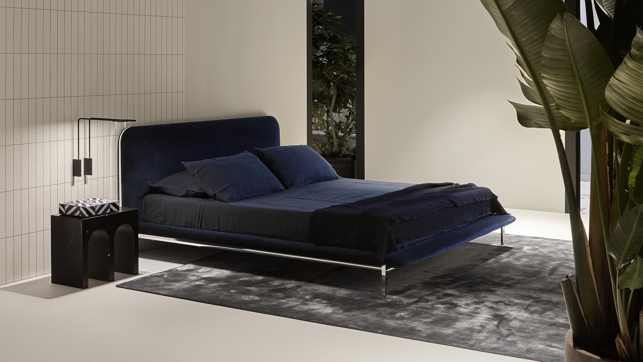 Sofi Modern design double bed - Antonio Lupi