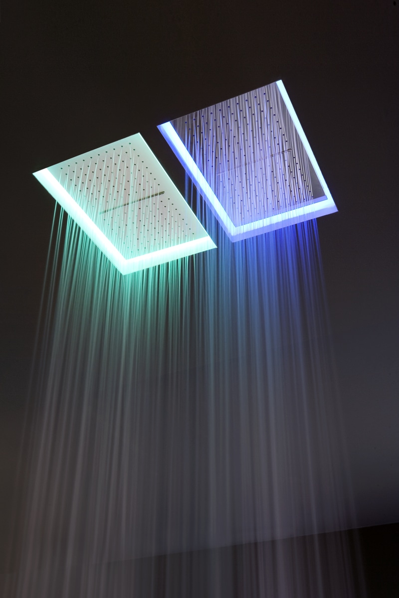 offers water and light