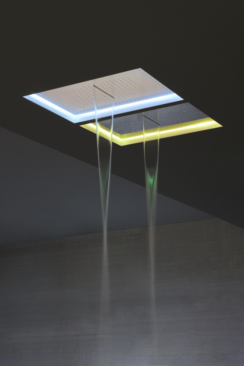 offers water and light