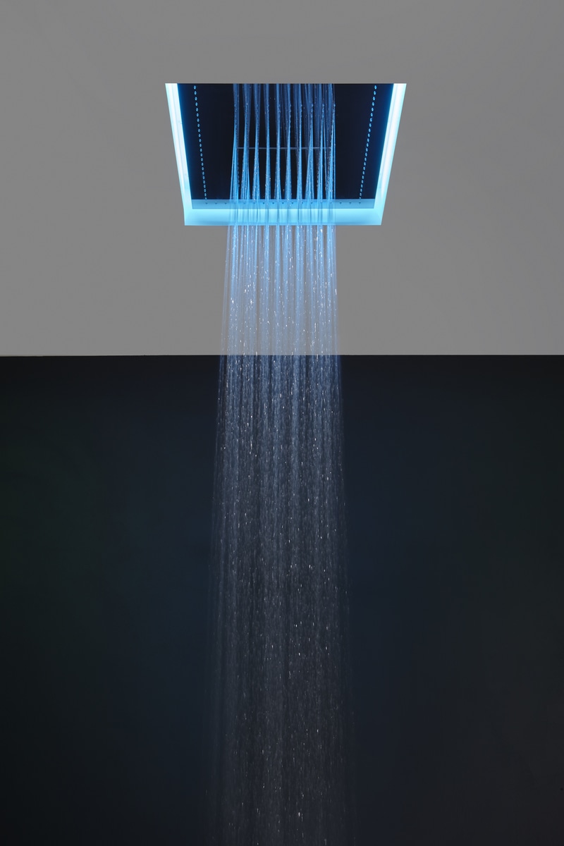 offers water and light