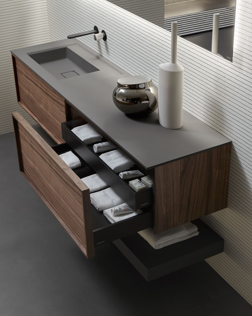 A pure geometry, a crisp, regular volume