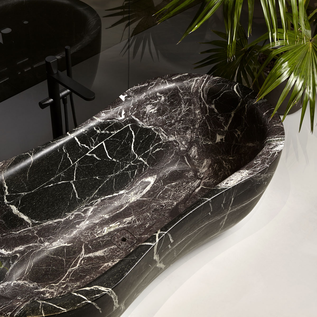 A shelf that becomes an open system