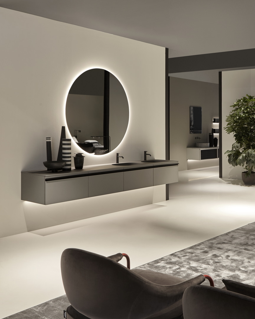 sensations intimate and archaic