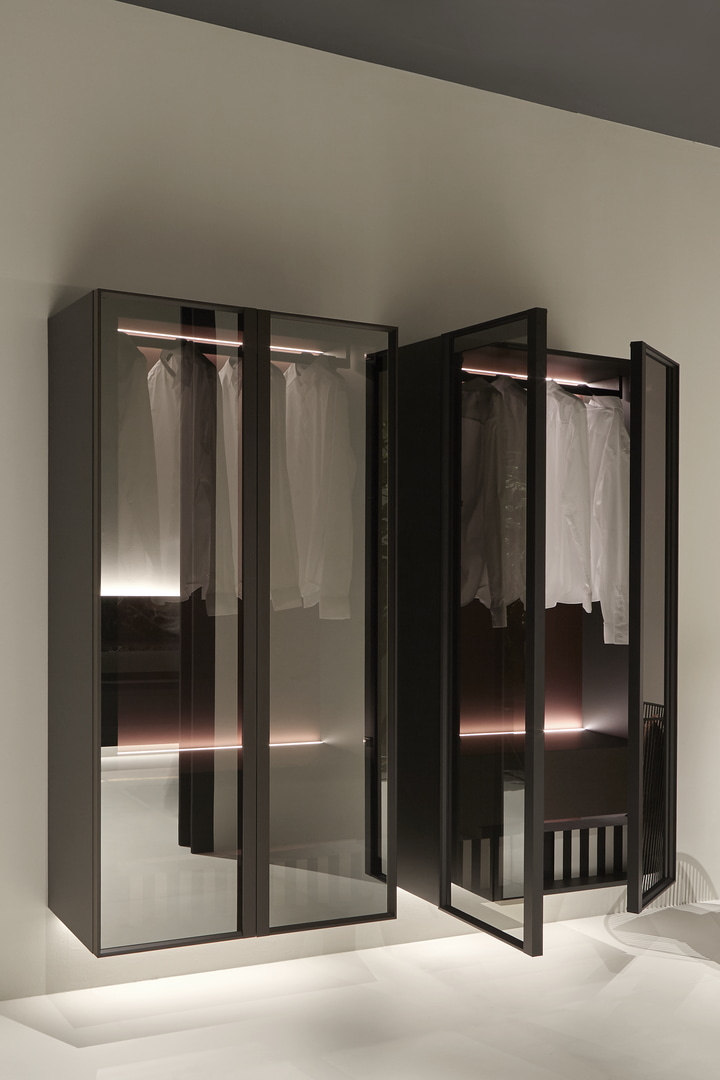 a rigorous but sophisticated accent.