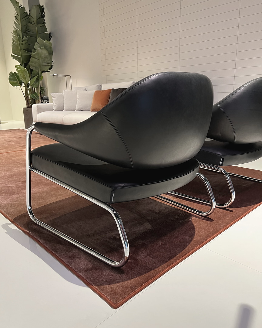 a meeting of different geometries