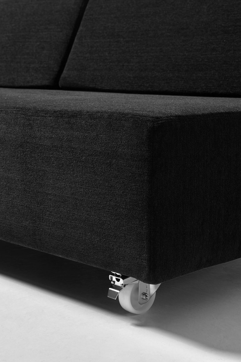 everything is free and changeable with a single gesture