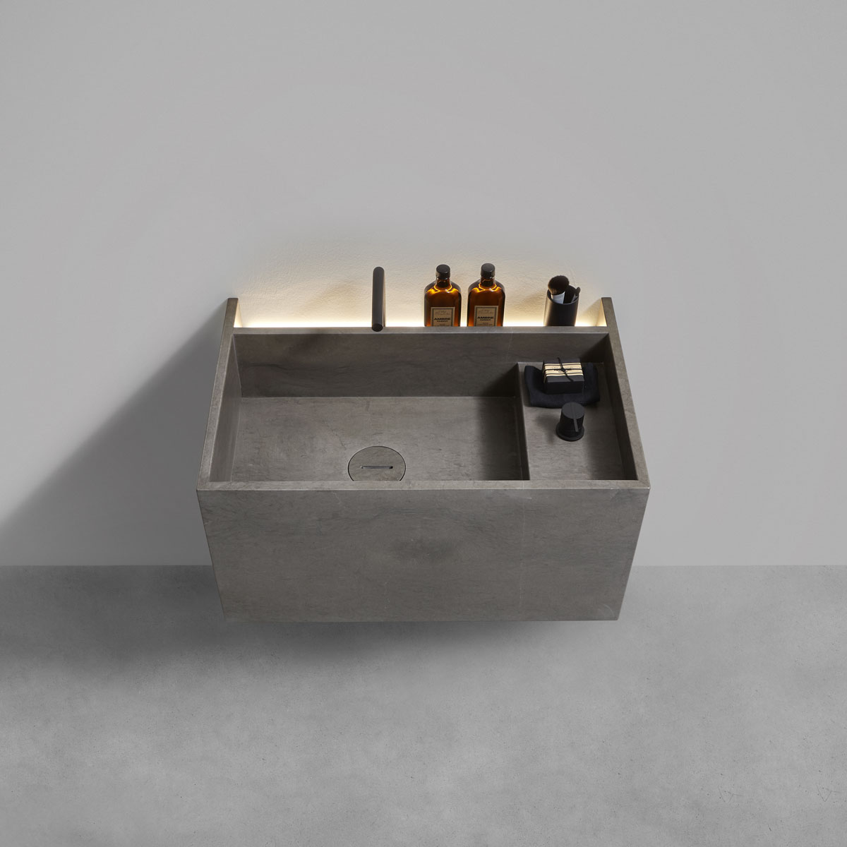 Stone is the great protagonist of these monoliths