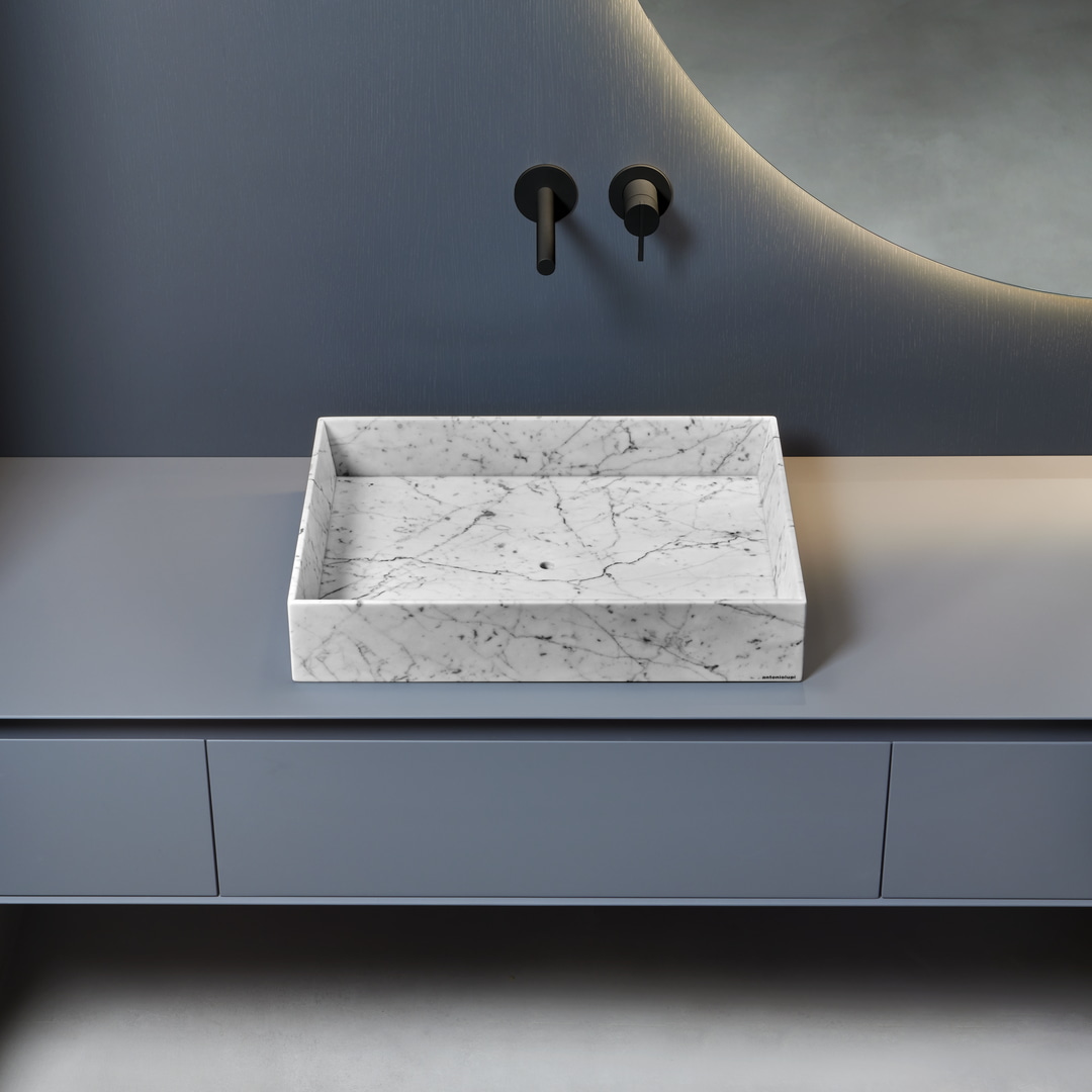 essential and rigorous aesthetics