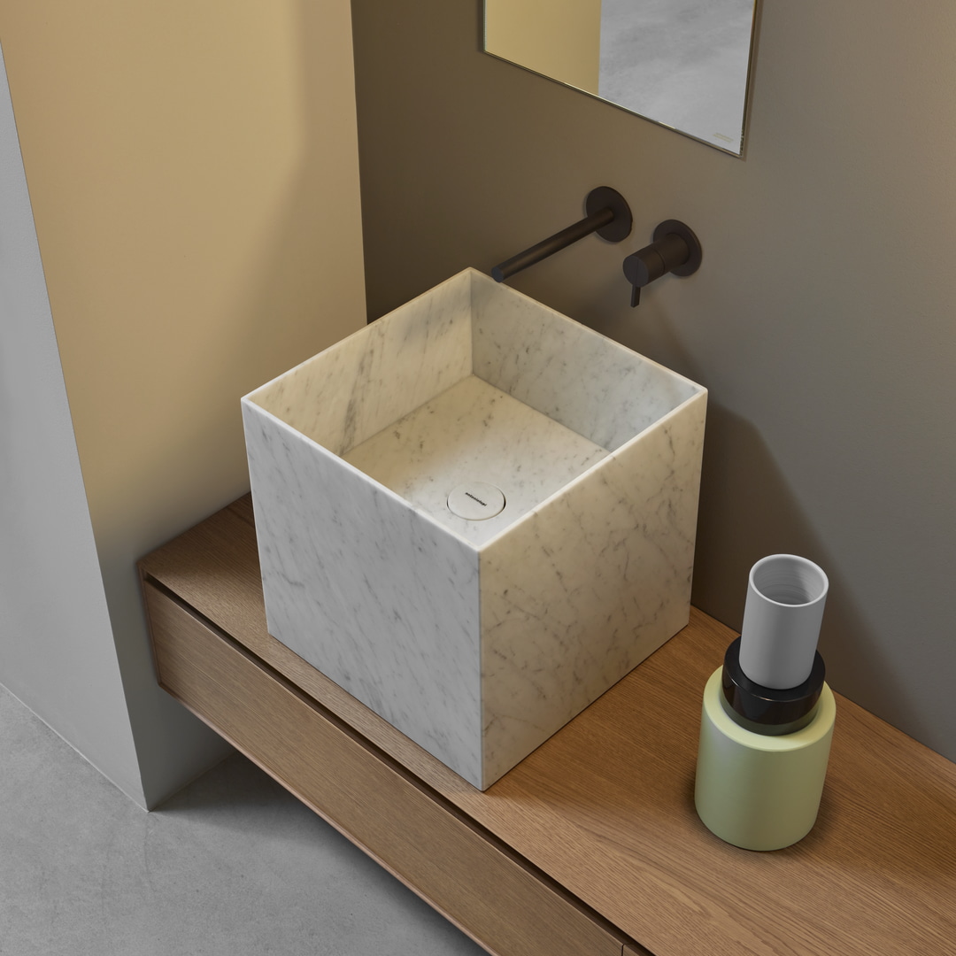 Sculptural and monumental