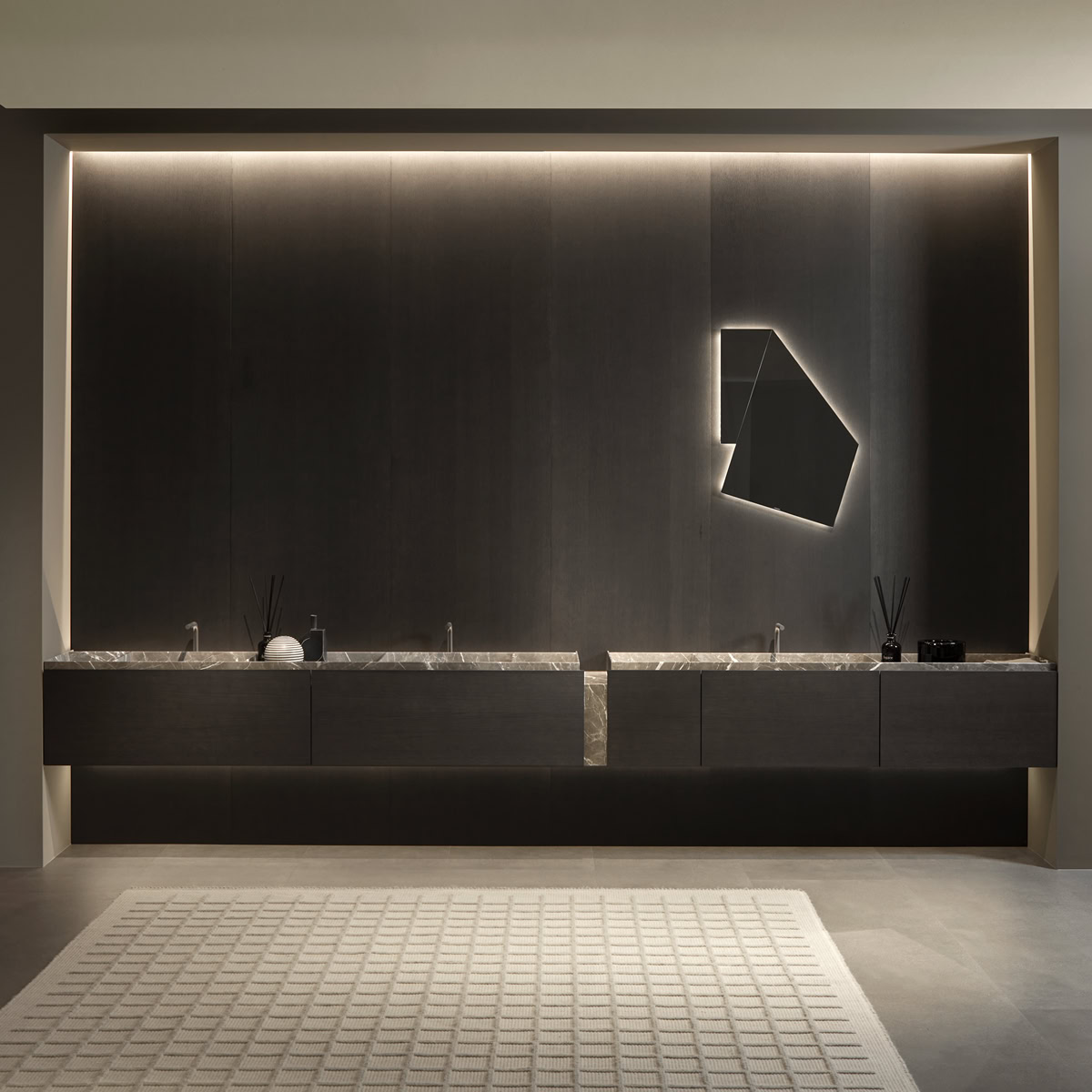 the infinite chromatic shades