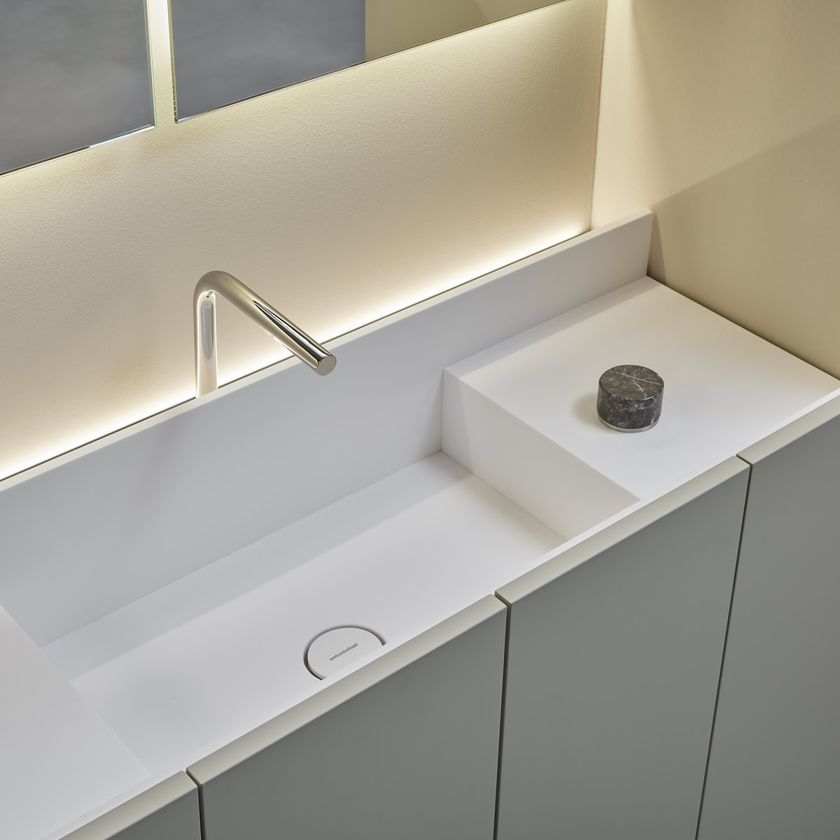 uniqueness of the natural materials