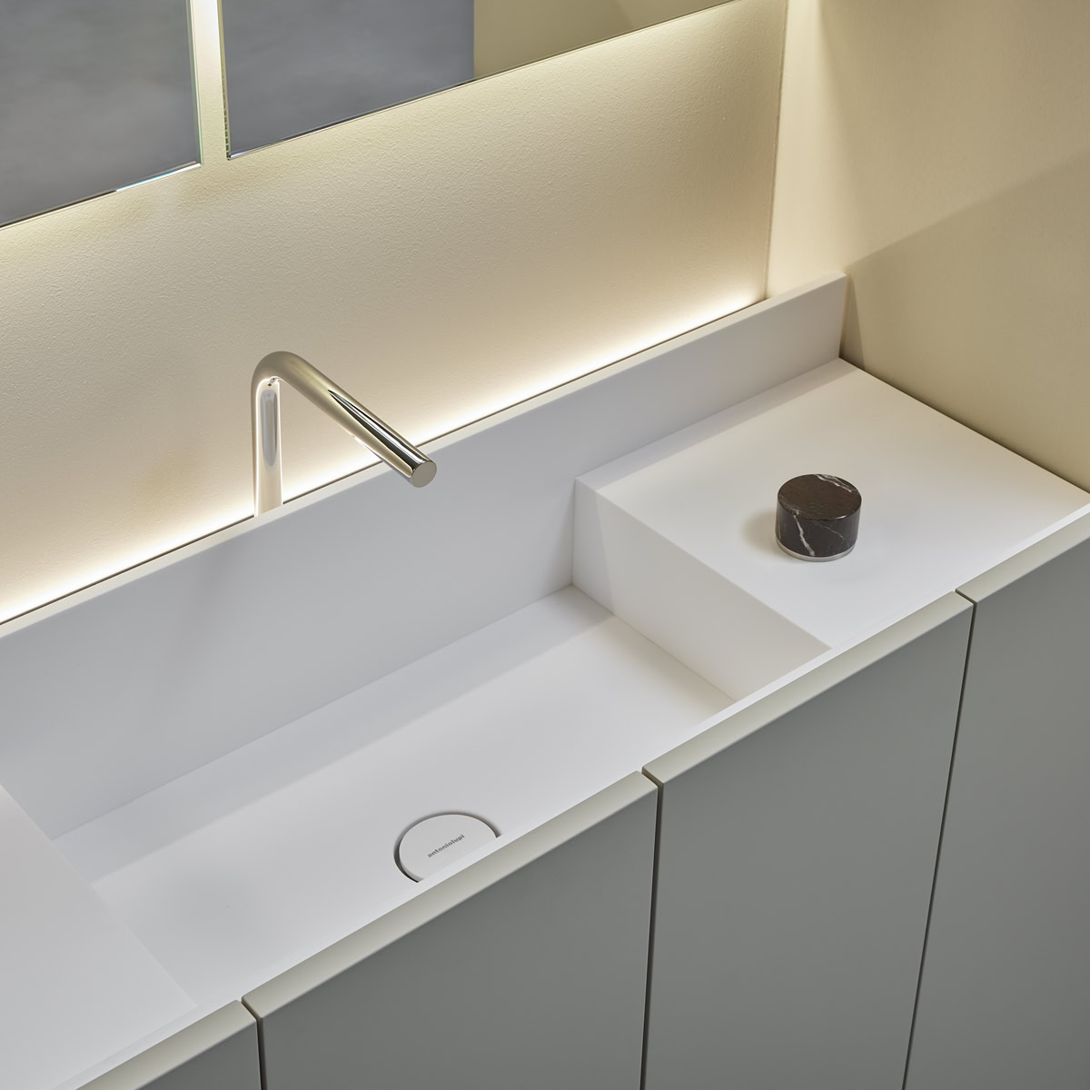 uniqueness of the natural materials