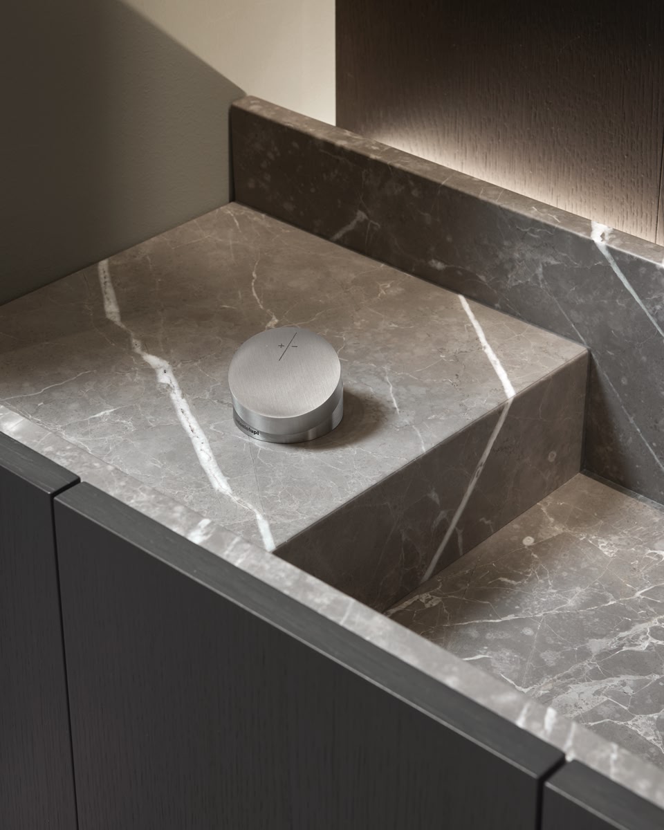 an explicit contemporary trait