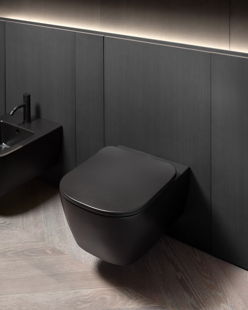 Clean essential image